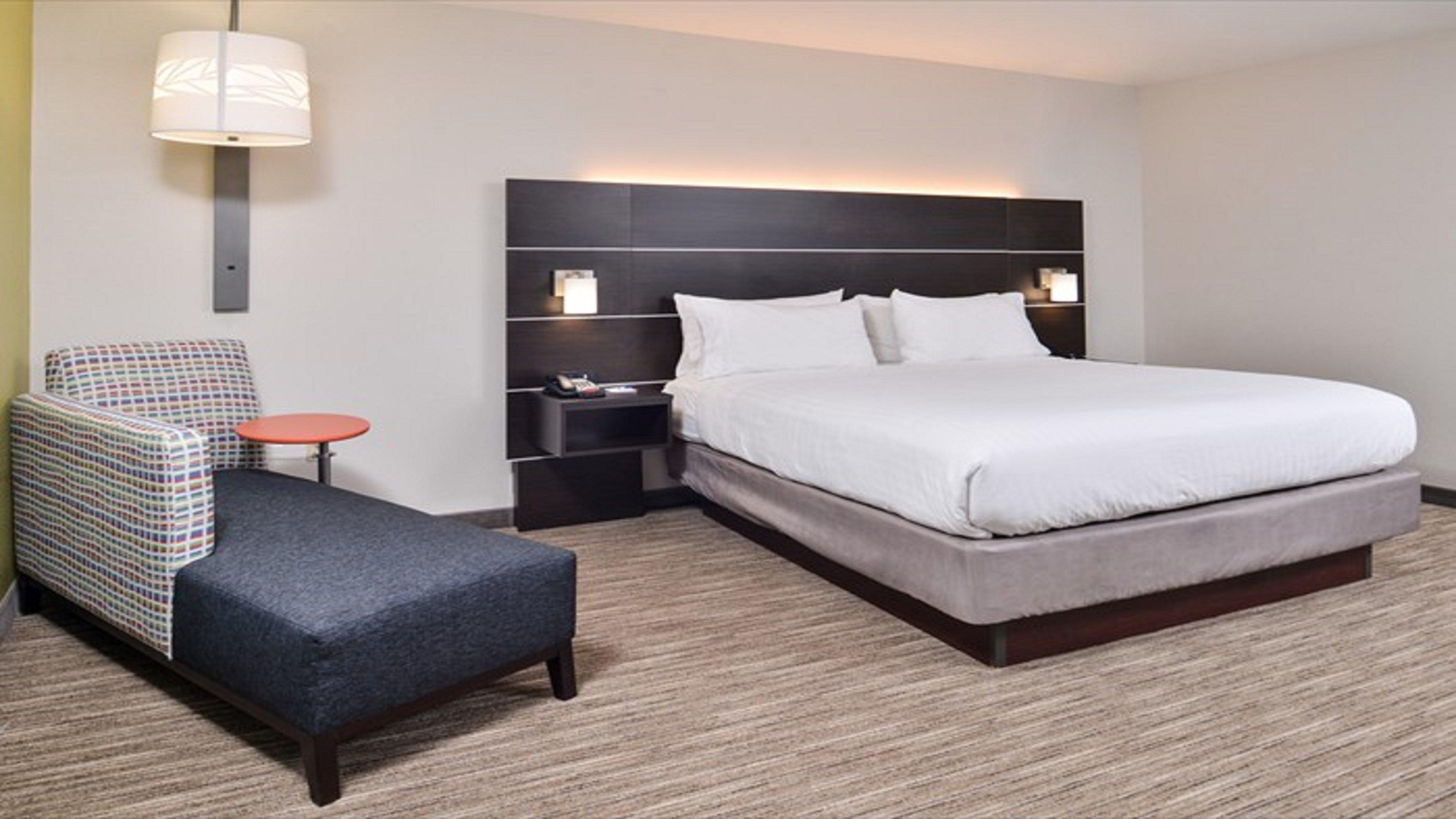 Holiday Inn Express & Suites - Parkersburg East By Ihg Ngoại thất bức ảnh