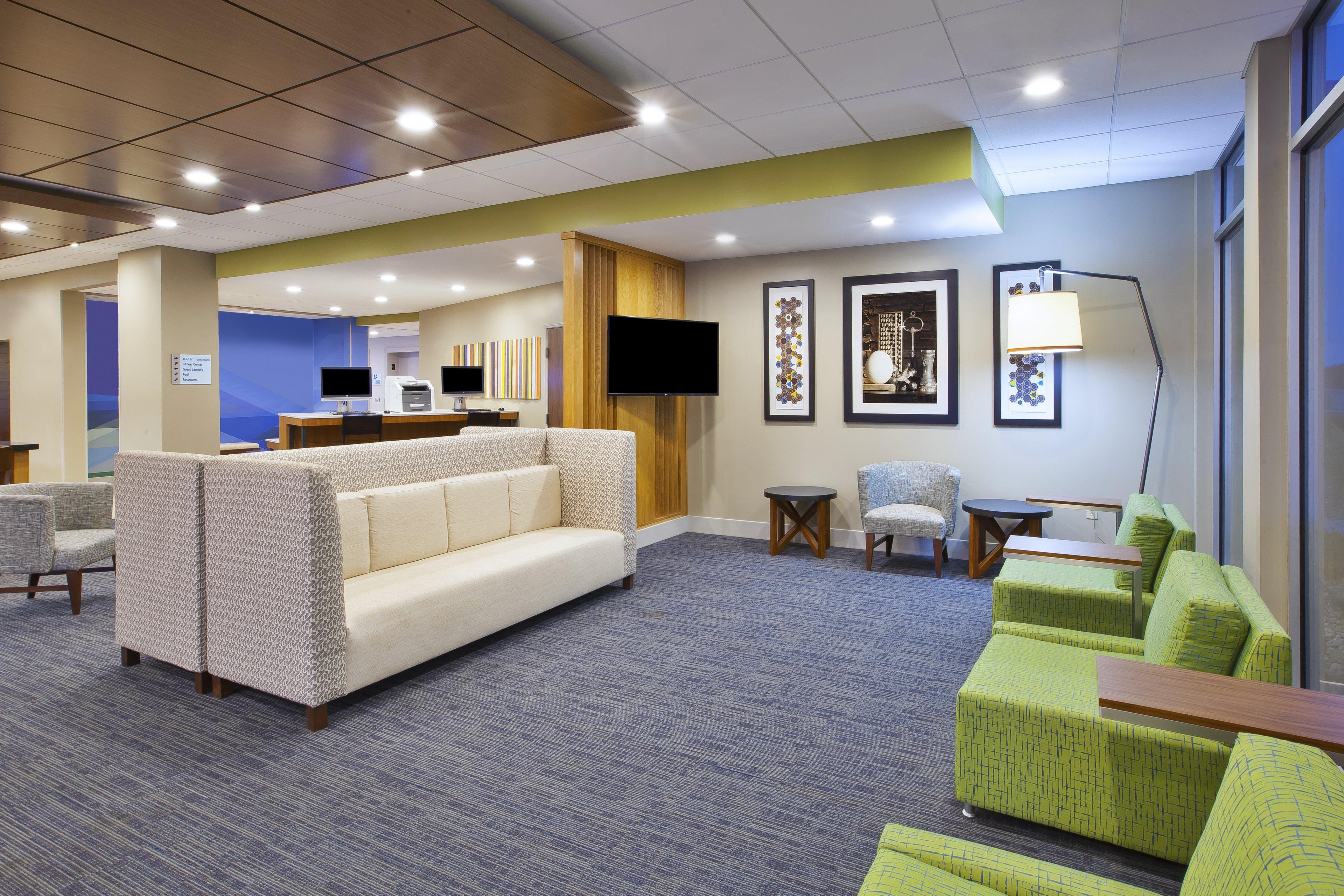Holiday Inn Express & Suites - Parkersburg East By Ihg Ngoại thất bức ảnh