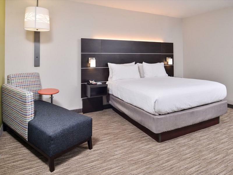 Holiday Inn Express & Suites - Parkersburg East By Ihg Ngoại thất bức ảnh