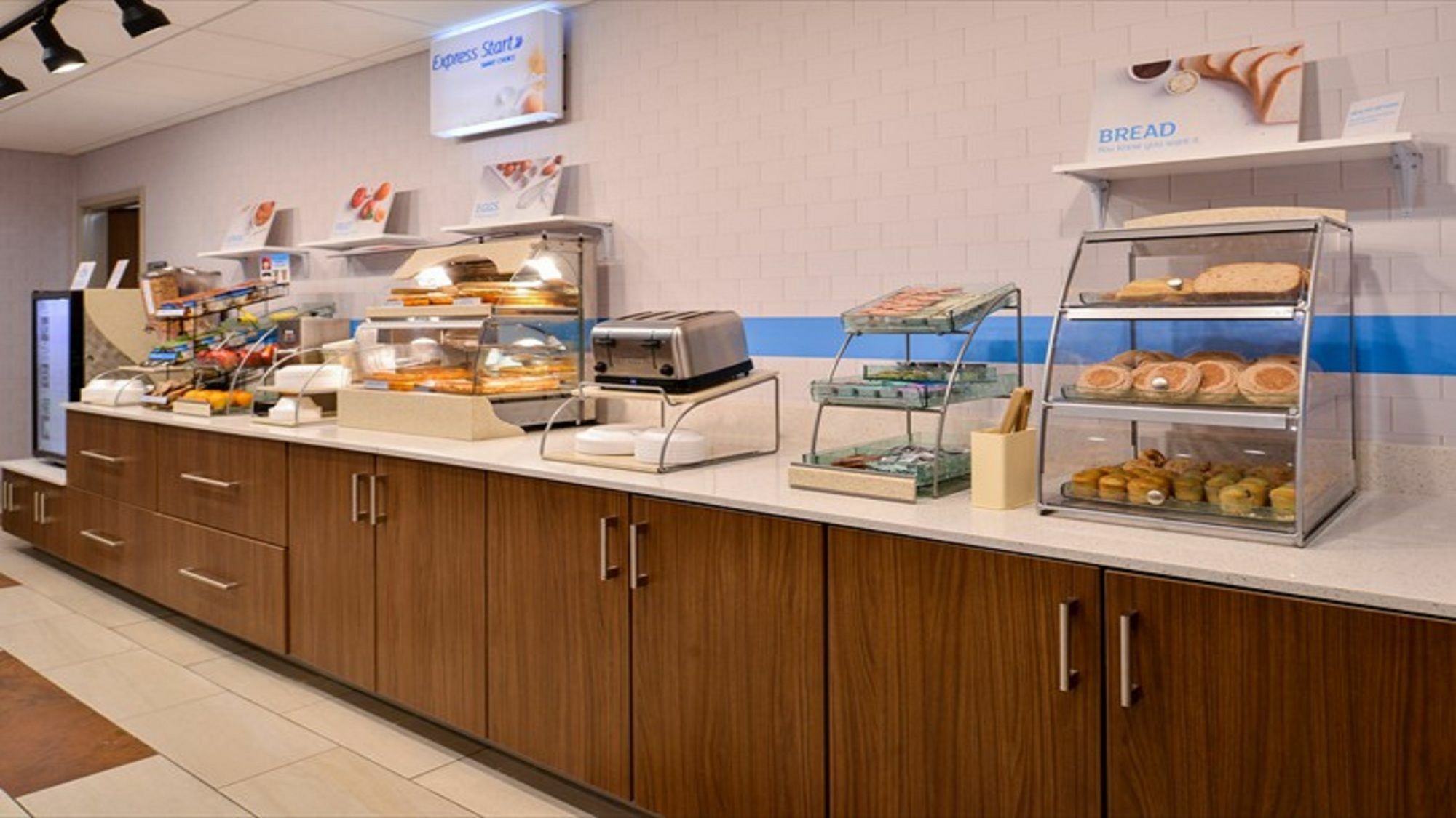 Holiday Inn Express & Suites - Parkersburg East By Ihg Ngoại thất bức ảnh