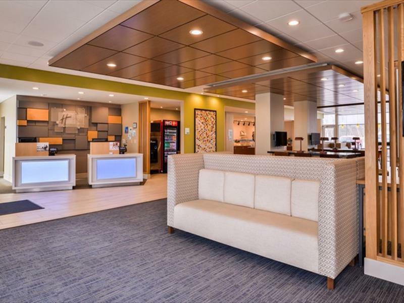 Holiday Inn Express & Suites - Parkersburg East By Ihg Ngoại thất bức ảnh